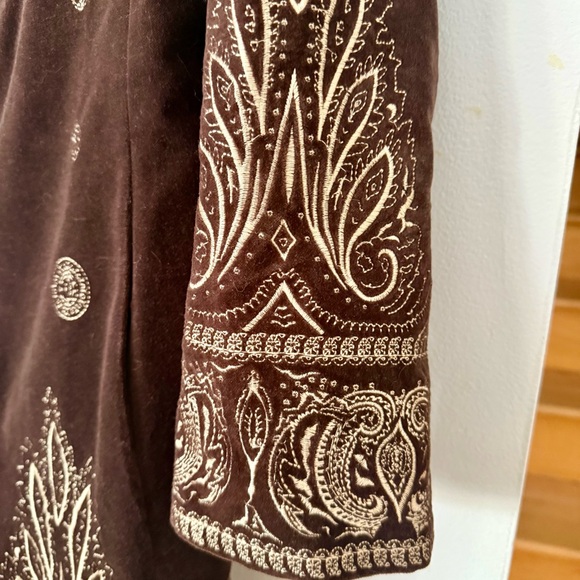Late 90”s Vintage Peter Nygard Penny Lane Chocolate Velvet Feel Embroidered Coat - Picture 4 of 7